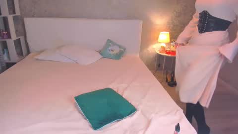 Snapshot of nikarocks chatting on 03-08-25, 06:37 nikarocks online show from 03-08-25, 06:37