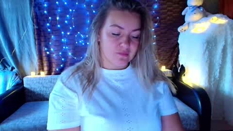 Nika online show from 09-14-25, 02:44