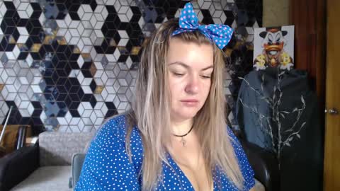 Nika online show from 04-01-26, 04:35