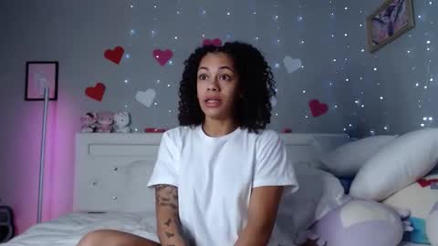 Snapshot of nikayasworld chatting on 02-20-25, 04:39 nikayasworld online show from 02-20-25, 04:39