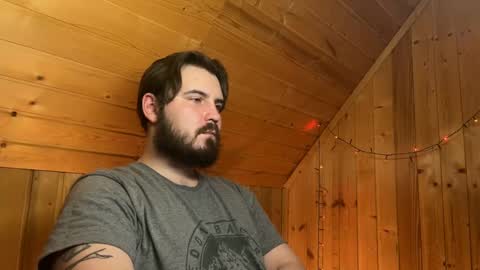 Snapshot of nikbusiness chatting on 02-11-25, 12:28 Nick online show from 02-11-25, 12:28