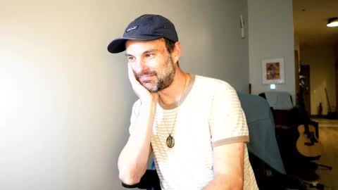 Snapshot of nikejude56 chatting on 09-08-25, 10:20 Nike Jude online show from 09-08-25, 10:20