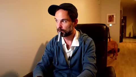 Snapshot of nikejude56 chatting on 09-18-25, 06:15 Nike Jude online show from 09-18-25, 06:15