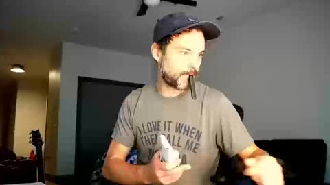 Snapshot of nikejude56 chatting on 09-20-25, 08:10 Nike Jude online show from 09-20-25, 08:10