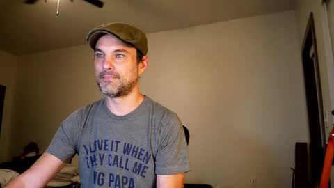 Snapshot of nikejude56 chatting on 10-05-25, 12:31 Nike Jude online show from 10-05-25, 12:31