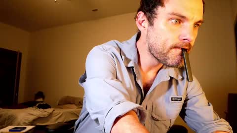 Snapshot of nikejude56 chatting on 10-06-25, 01:25 Nike Jude online show from 10-06-25, 01:25