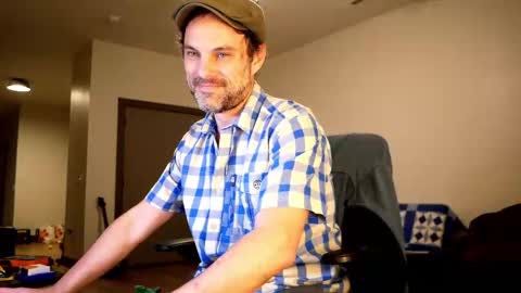 Snapshot of nikejude56 chatting on 10-09-25, 12:52 Nike Jude online show from 10-09-25, 12:52