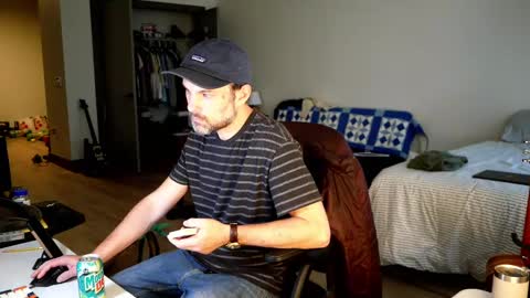 Snapshot of nikejude56 chatting on 10-11-25, 07:01 Nike Jude online show from 10-11-25, 07:01