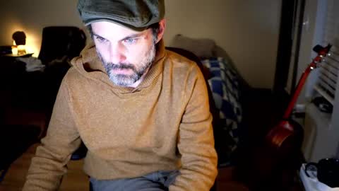 Snapshot of nikejude56 chatting on 10-23-25, 04:12 Nike Jude online show from 10-23-25, 04:12