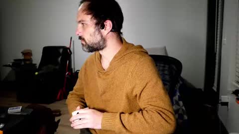 Snapshot of nikejude56 chatting on 10-27-25, 02:15 Nike Jude online show from 10-27-25, 02:15