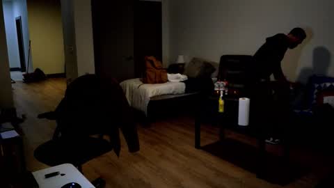 Snapshot of nikejude56 chatting on 12-17-25, 06:30 Nike Jude online show from 12-17-25, 06:30