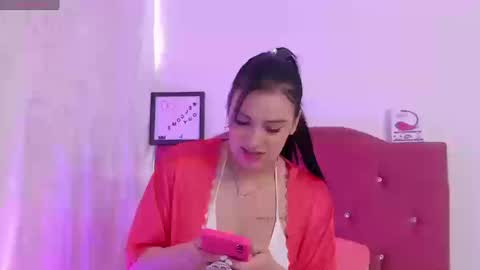 Nikii  online show from 09-18-25, 02:52