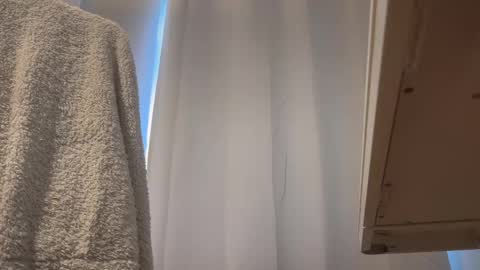 Snapshot of nikitalo chatting on 01-24-25, 11:04 nikitalo online show from 01-24-25, 11:04