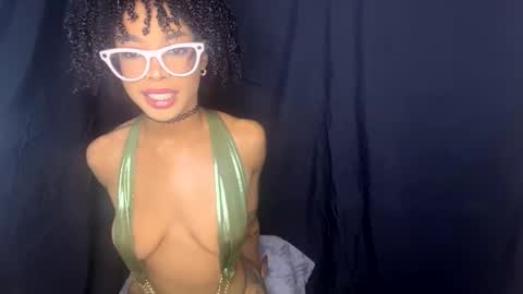 nikitalove104 online show from 01-05-26, 07:17