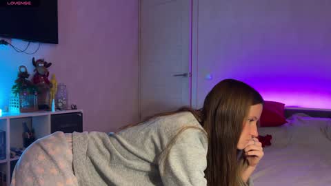 Snapshot of nikitosforyou chatting on 01-06-25, 08:03 nikitosforyou online show from 01-06-25, 08:03