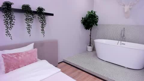 Nikka online show from 11-03-25, 06:09