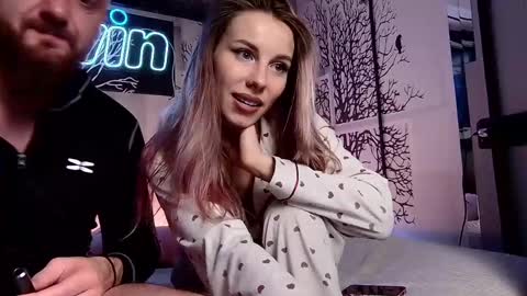 Snapshot of nikki7377 chatting on 03-12-25, 11:20 nikki7377 online show from 03-12-25, 11:20