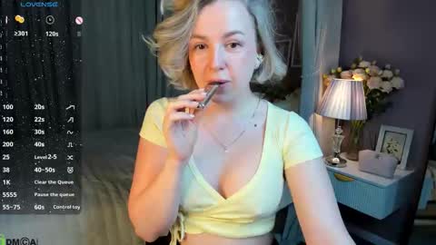 Nikki online show from 09-12-25, 01:06