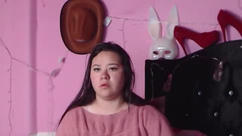 Snapshot of nikkirous_ chatting on 01-13-25, 01:49 Nikkirous online show from 01-13-25, 01:49