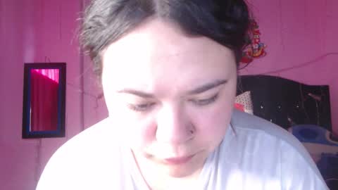 Snapshot of nikkirous_ chatting on 10-18-25, 12:39 Nikkirous online show from 10-18-25, 12:39