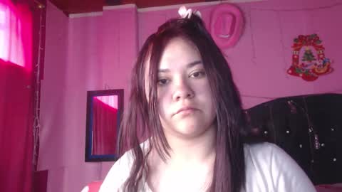 Snapshot of nikkirous_ chatting on 10-29-25, 01:35 Nikkirous online show from 10-29-25, 01:35