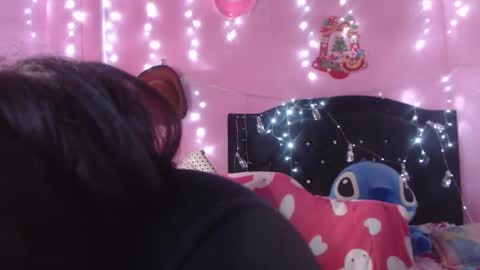 Snapshot of nikkirous_ chatting on 11-10-25, 02:16 Nikkirous online show from 11-10-25, 02:16