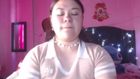 Snapshot of nikkirous_ chatting on 11-12-25, 04:18 Nikkirous online show from 11-12-25, 04:18