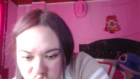 Snapshot of nikkirous_ chatting on 11-21-25, 05:44 Nikkirous online show from 11-21-25, 05:44