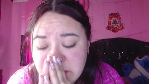 Snapshot of nikkirous_ chatting on 11-30-25, 01:37 Nikkirous online show from 11-30-25, 01:37