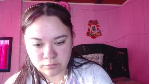 Snapshot of nikkirous_ chatting on 12-05-25, 02:14 Nikkirous online show from 12-05-25, 02:14