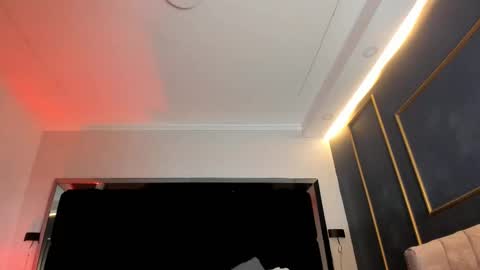     online show from 02-26-25, 07:38