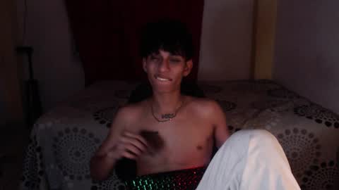 Snapshot of niklaus_wolf chatting on 11-15-25, 06:33 niklaus_wolf online show from 11-15-25, 06:33