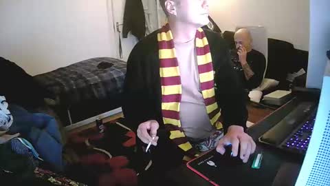 nikolas1382739 online show from 11-08-25, 10:19