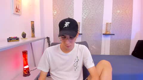    online show from 12-03-25, 05:26