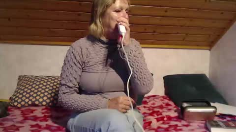 Nikole1 online show from 11-11-25, 10:04