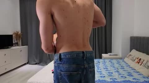 Snapshot of nikolesmyth chatting on 02-28-26, 07:48 NykoleSmyth online show from 02-28-26, 07:48