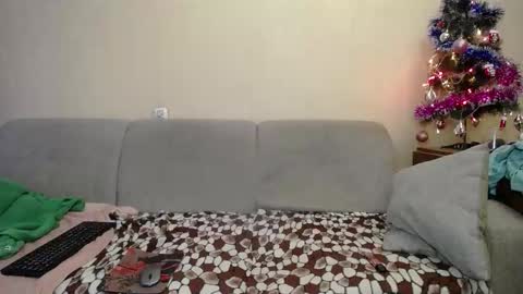 Nikoletta online show from 12-15-25, 12:31