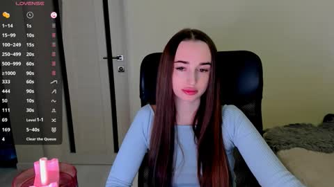      online show from 12-19-25, 02:51