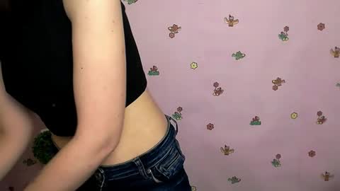 Nikolleta online show from 10-28-25, 01:03