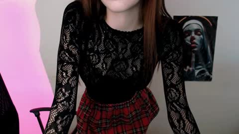 nikonara_ online show from 03-10-25, 02:48