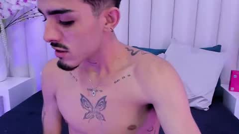 Niko Stone online show from 09-17-25, 04:03