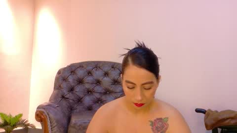  NIKY SMIT  online show from 10-09-25, 10:35