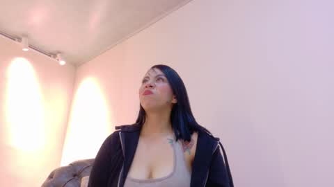 Snapshot of niky_smit chatting on 02-15-26, 10:47 NIKY SMIT online show from 02-15-26, 10:47