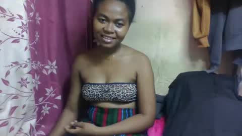 Snapshot of nilahmarie chatting on 02-17-26, 06:03 nilah online show from 02-17-26, 06:03