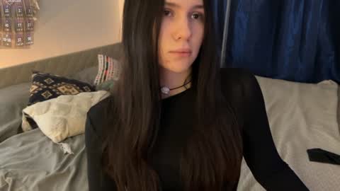 Jennet online show from 02-08-25, 02:16