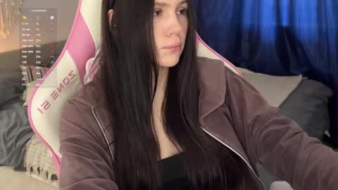 Jennet online show from 03-11-25, 02:18