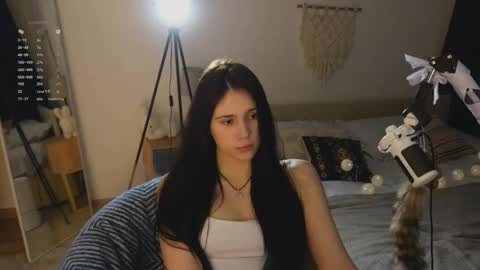 Jennet online show from 02-11-26, 06:57