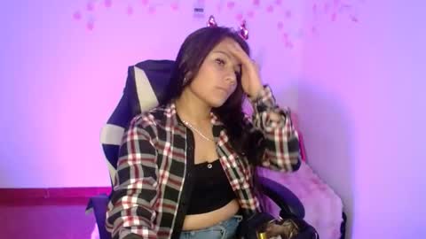 nina__666 online show from 12-02-25, 11:37