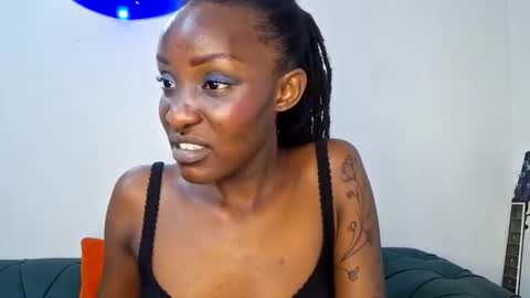 nina_bambi online show from 09-30-25, 03:28