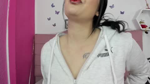 Snapshot of nina_cute06 chatting on 12-12-24, 12:05 Nina online show from 12-12-24, 12:05
